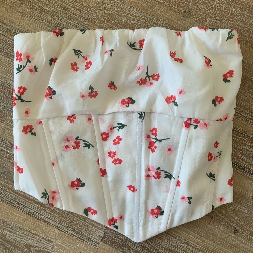 Princess Polly New Ivy Bustier White Floral Size 2